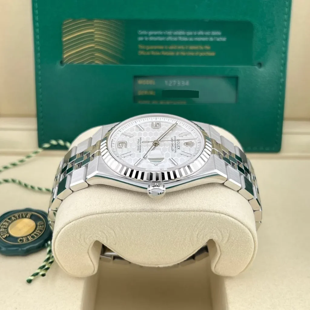 2025 Rolex Land-Dweller 40 Oystersteel / Fluted / White Honeycomb Motif / Arabic / Flat Jubilee