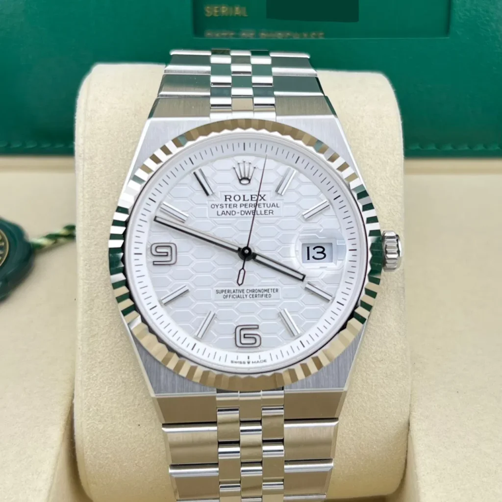 2025 Rolex Land-Dweller 40 Oystersteel / Fluted / White Honeycomb Motif / Arabic / Flat Jubilee